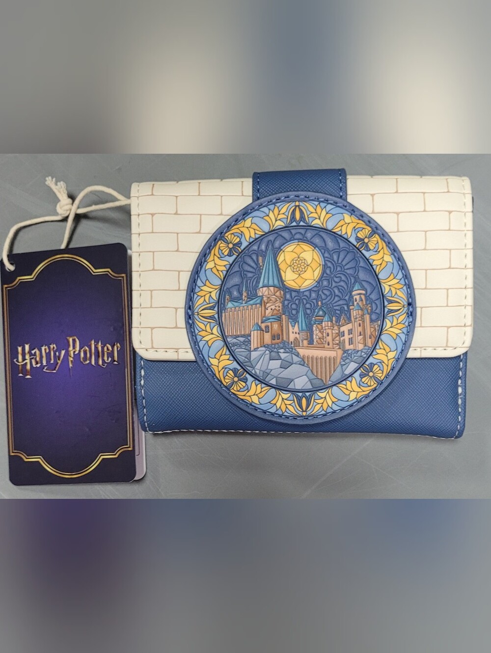 Loungefly Harry Potter Hedwig Hogwarts Stained Glass Zip Wallet